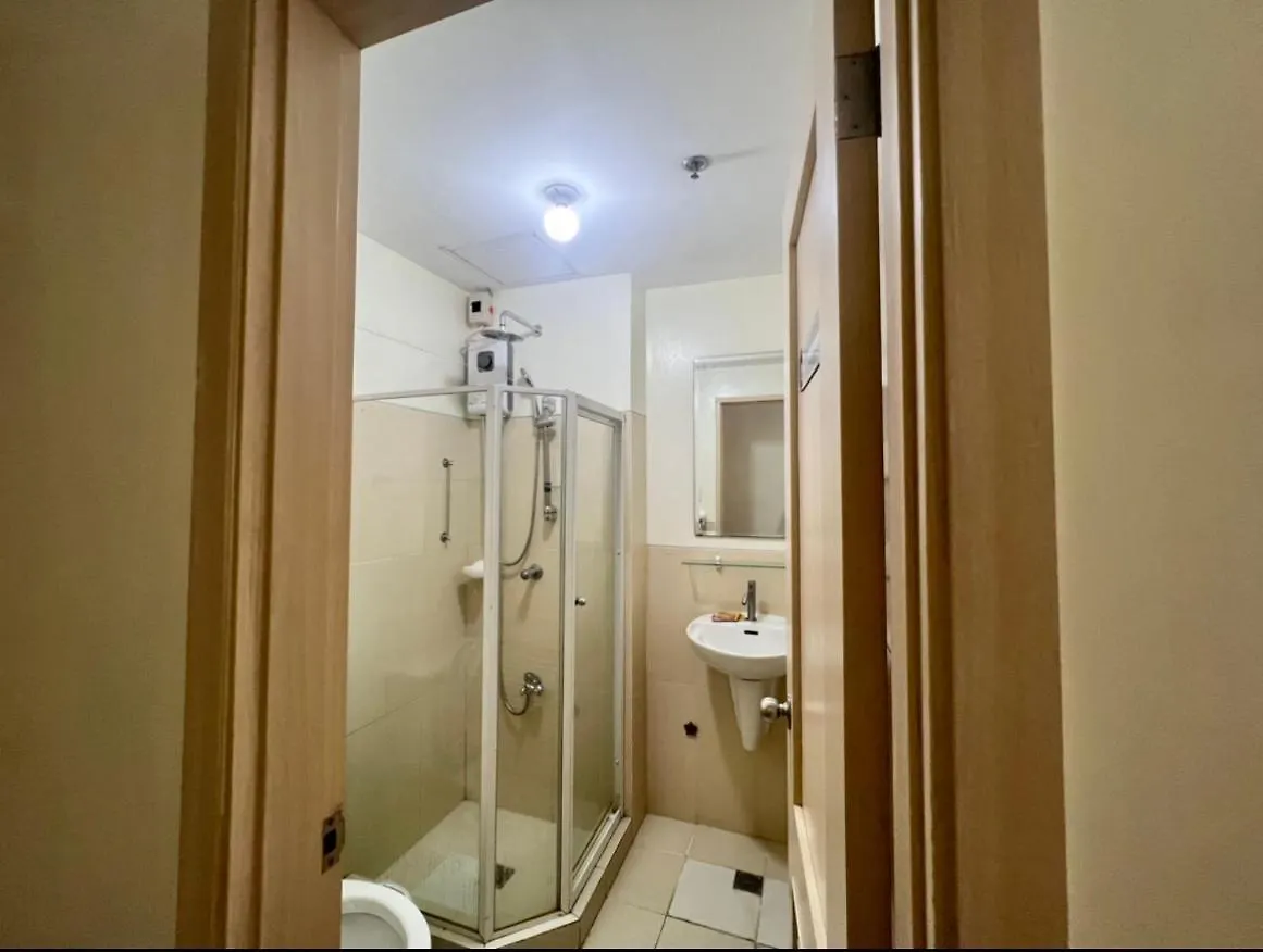 Staycation In The South Manila Apartment